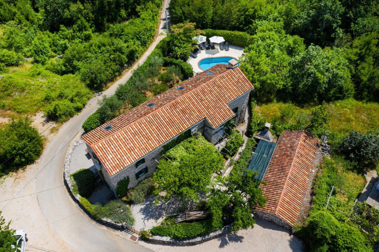 Villa Lindraze Добринь Экстерьер фото