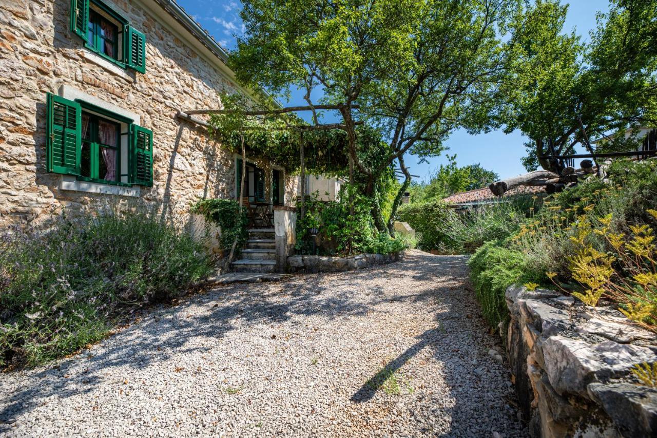Villa Lindraze Добринь Экстерьер фото